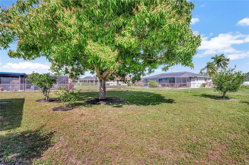1903 SE 15th Street Cape Coral FL 33990