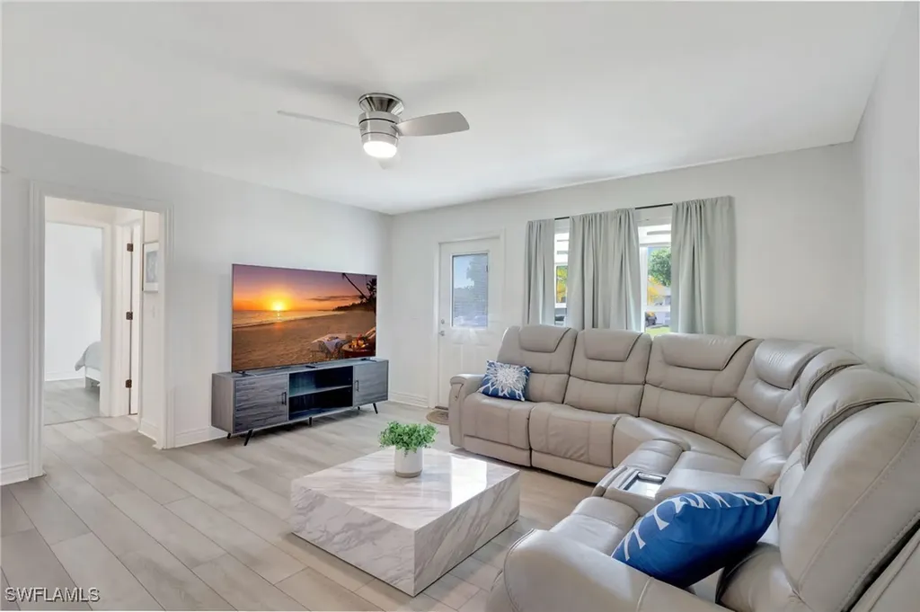 1903 SE 15th Street Cape Coral FL 33990