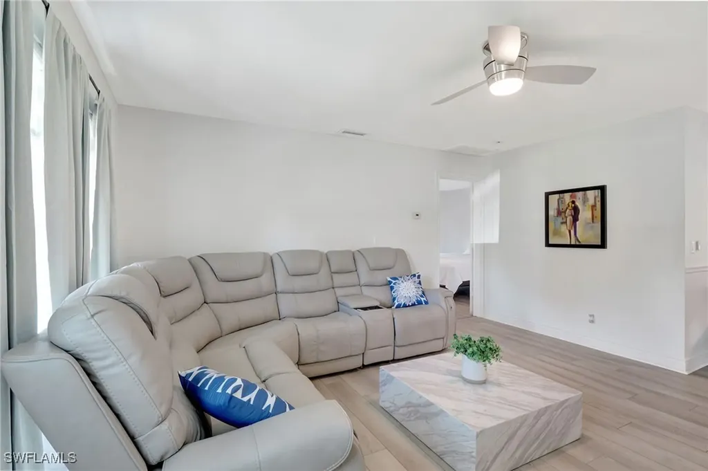 1903 SE 15th Street Cape Coral FL 33990