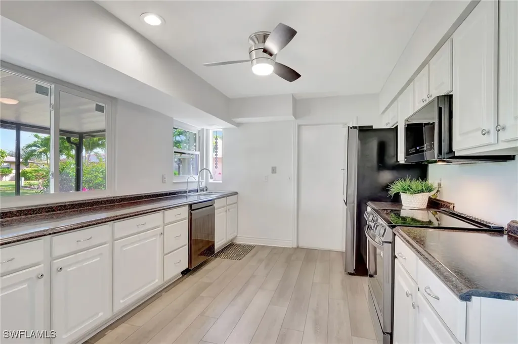 1903 SE 15th Street Cape Coral FL 33990