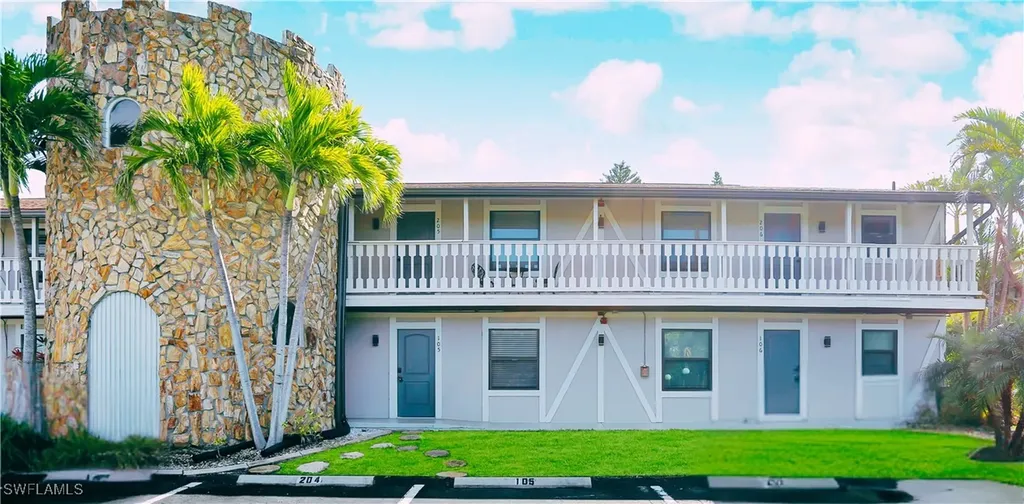 10022 Oxfordshire Lane Fort Myers FL 33908