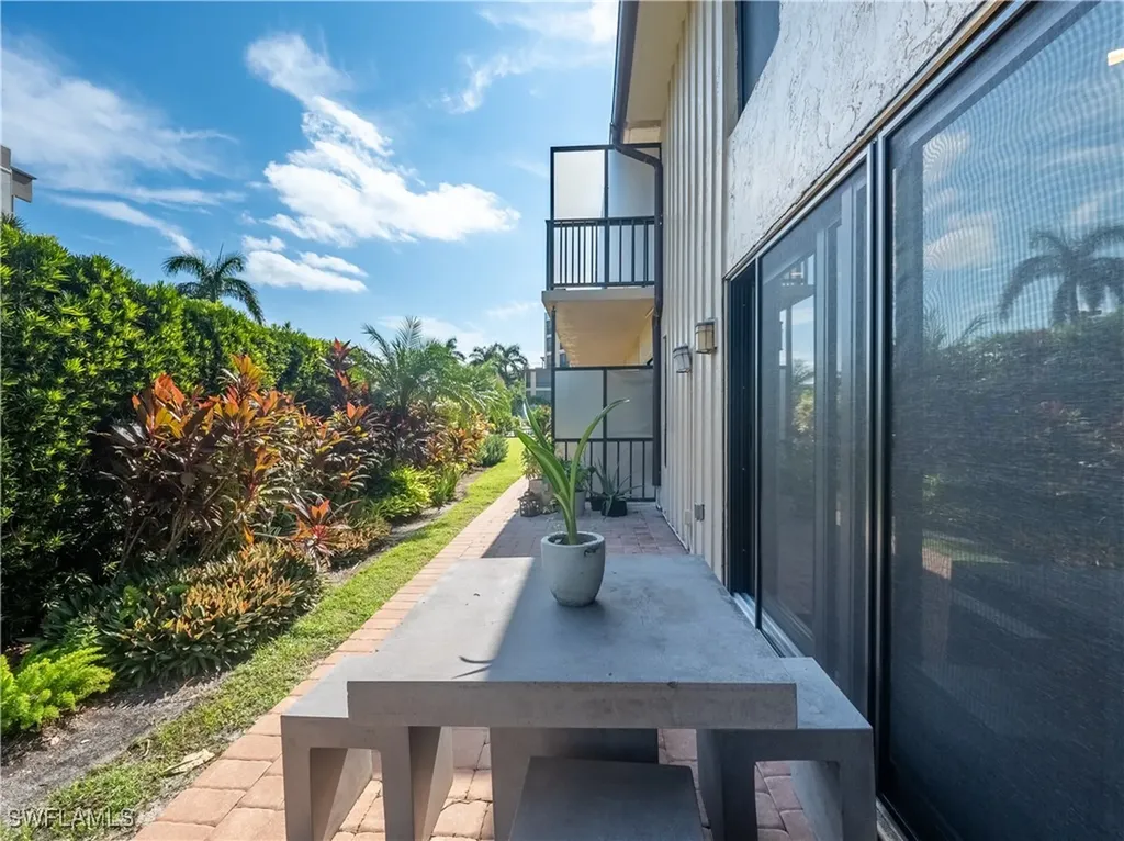 911 Huron Court Marco Island FL 34145