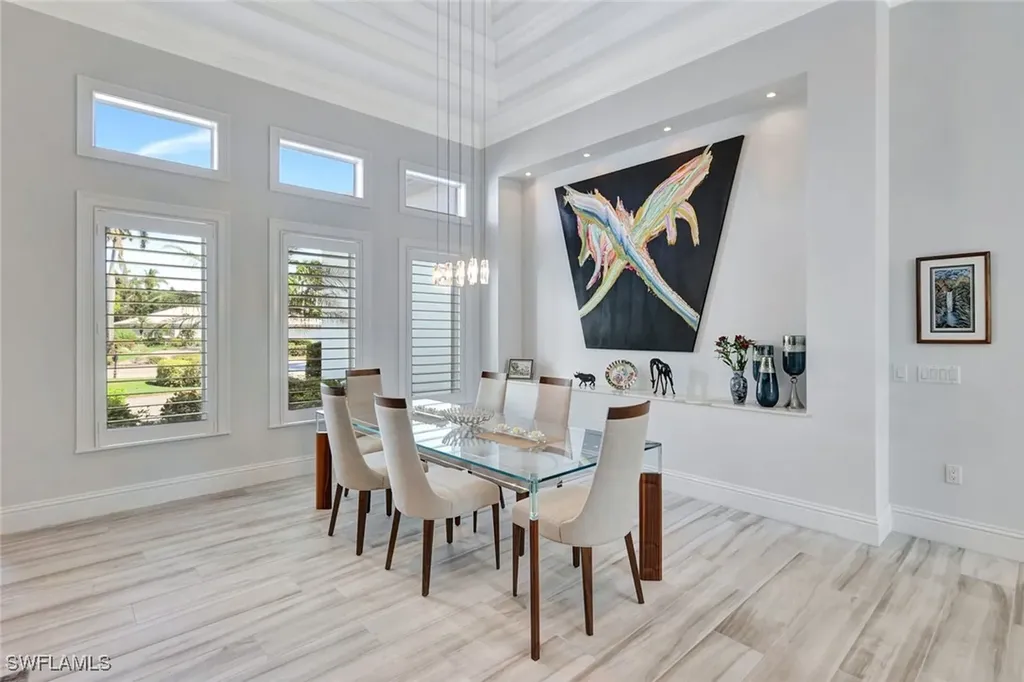 700 Park Shore Drive Naples FL 34103