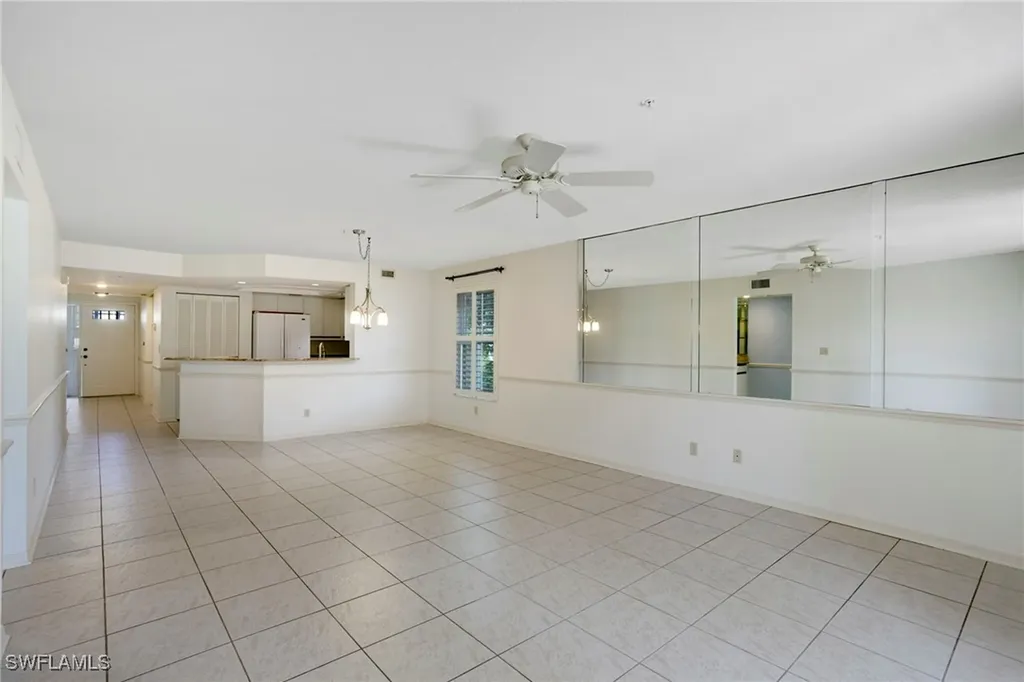 542 10th Avenue S Naples FL 34102
