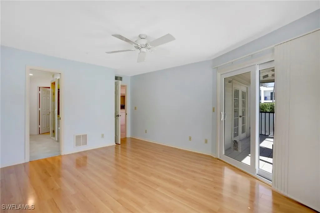 542 10th Avenue S Naples FL 34102