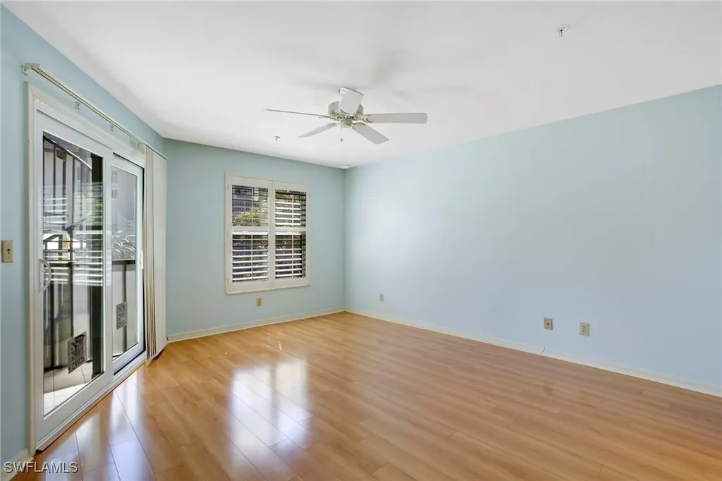 542 10th Avenue S Naples FL 34102