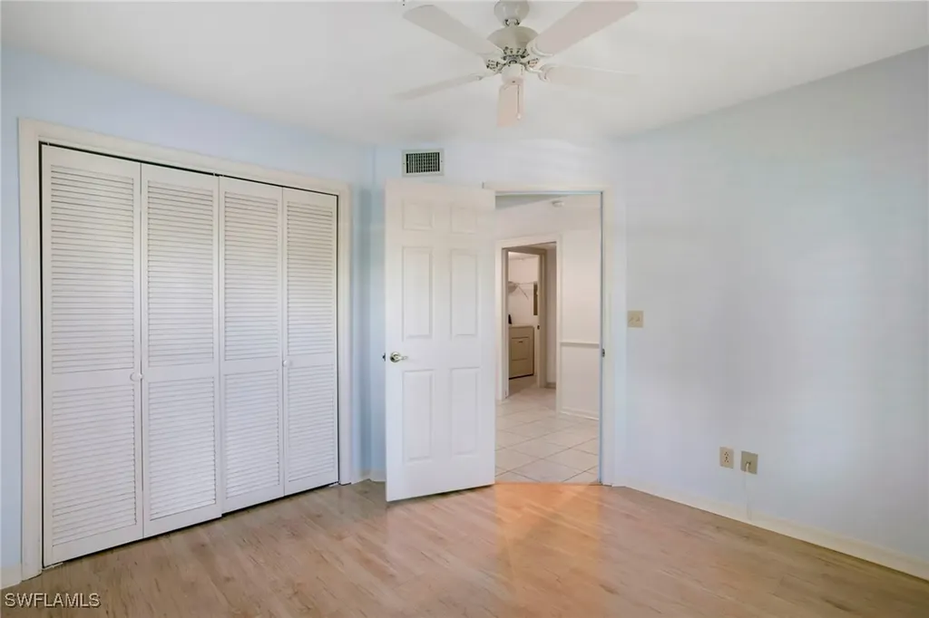 542 10th Avenue S Naples FL 34102