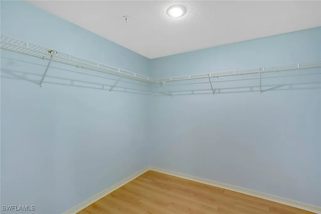 542 10th Avenue S Naples FL 34102