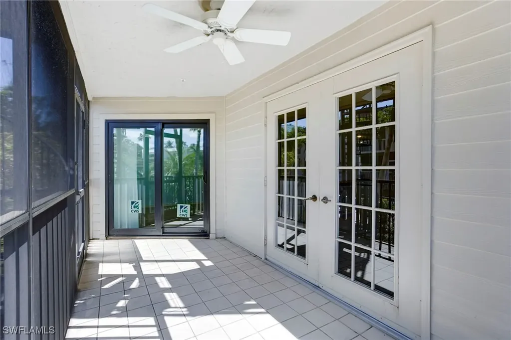 542 10th Avenue S Naples FL 34102