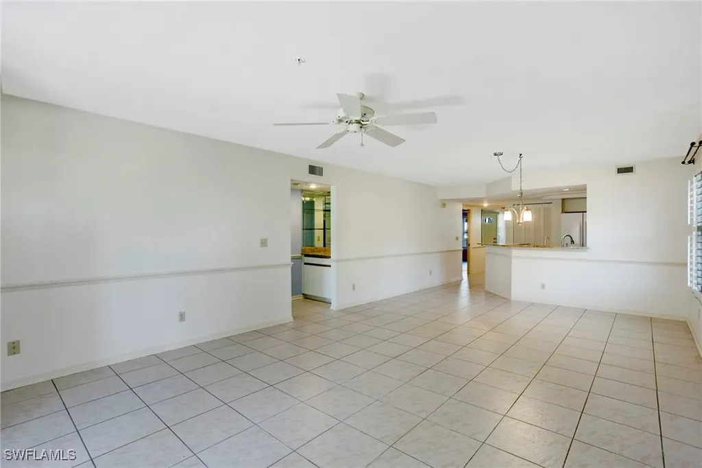 542 10th Avenue S Naples FL 34102