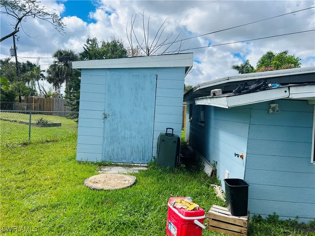 4465 Birmingham Street Fort Myers FL 33905