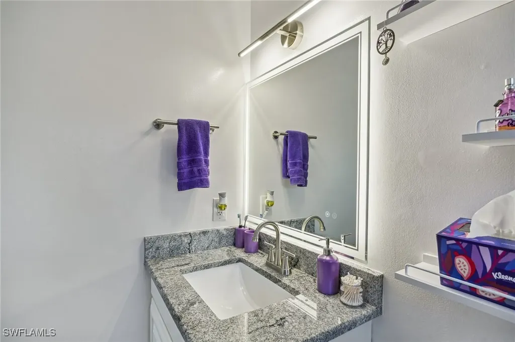 8501 Chatham Street Fort Myers FL 33907