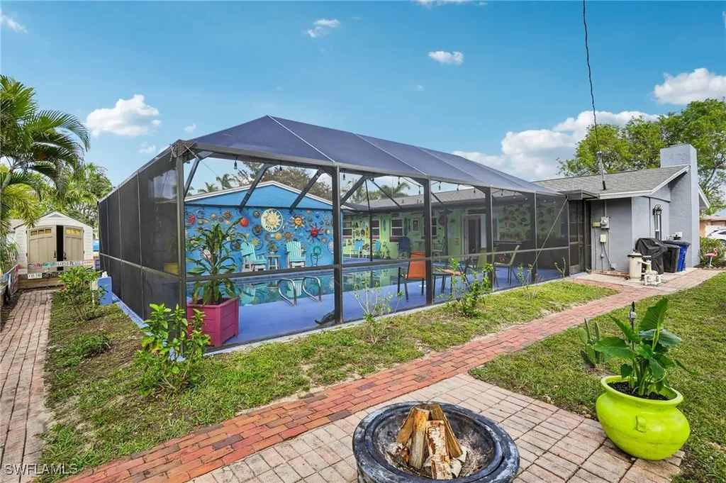 8501 Chatham Street Fort Myers FL 33907