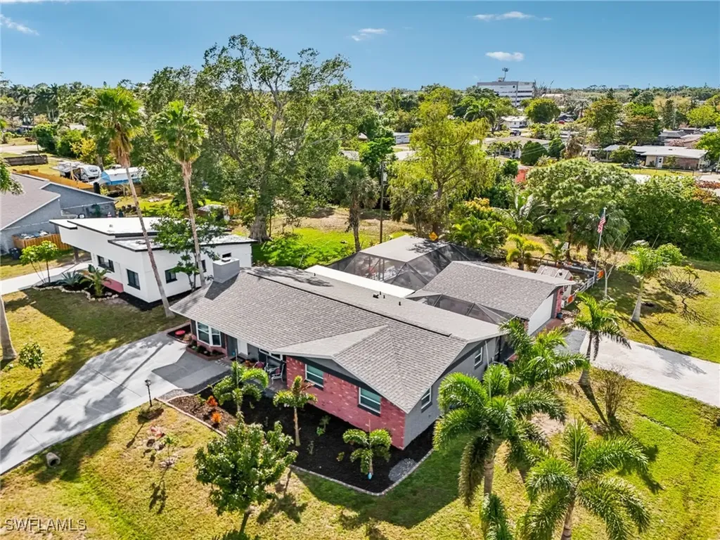 8501 Chatham Street Fort Myers FL 33907
