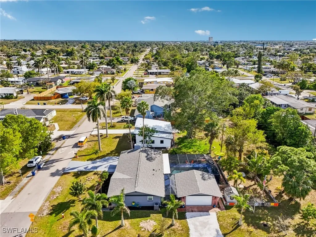 8501 Chatham Street Fort Myers FL 33907