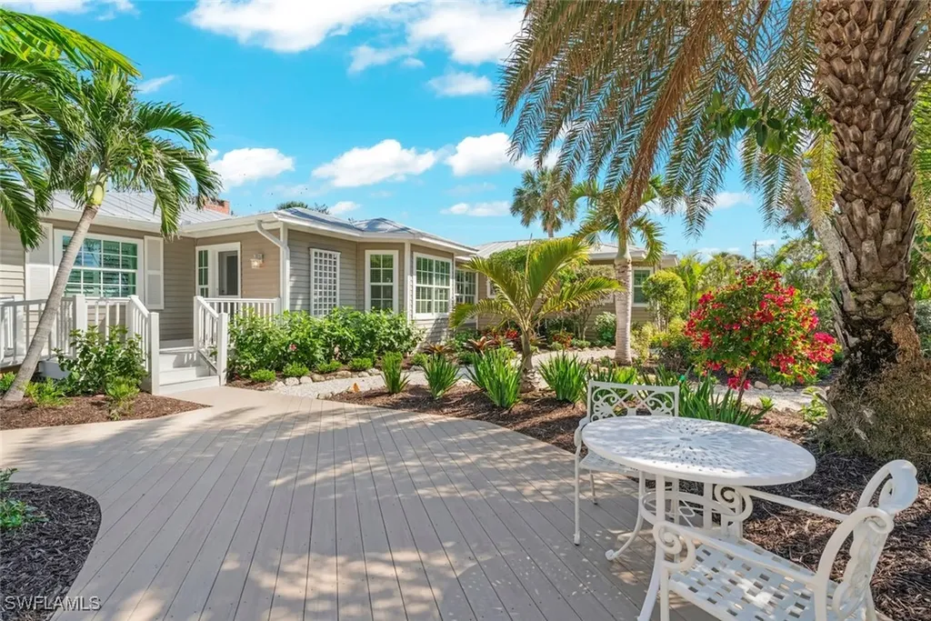1222 Ferry Road Sanibel FL 33957