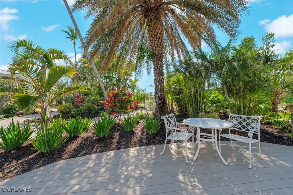 1222 Ferry Road Sanibel FL 33957