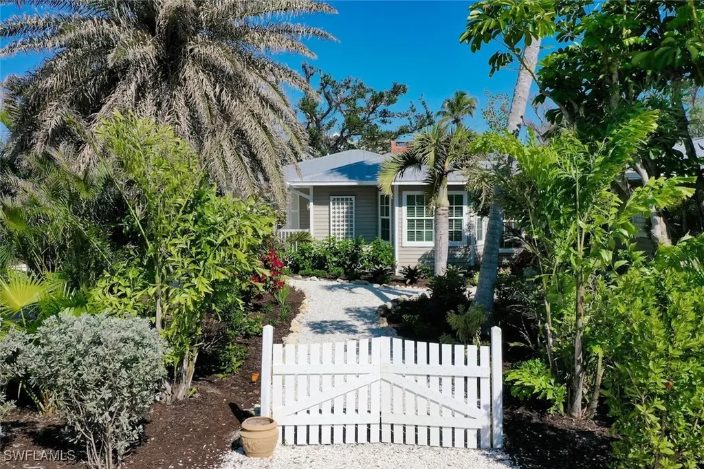 1222 Ferry Road Sanibel FL 33957