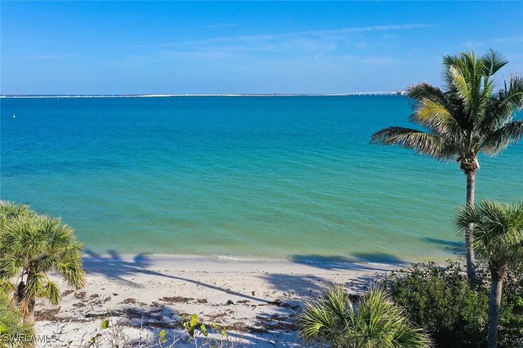 1222 Ferry Road Sanibel FL 33957