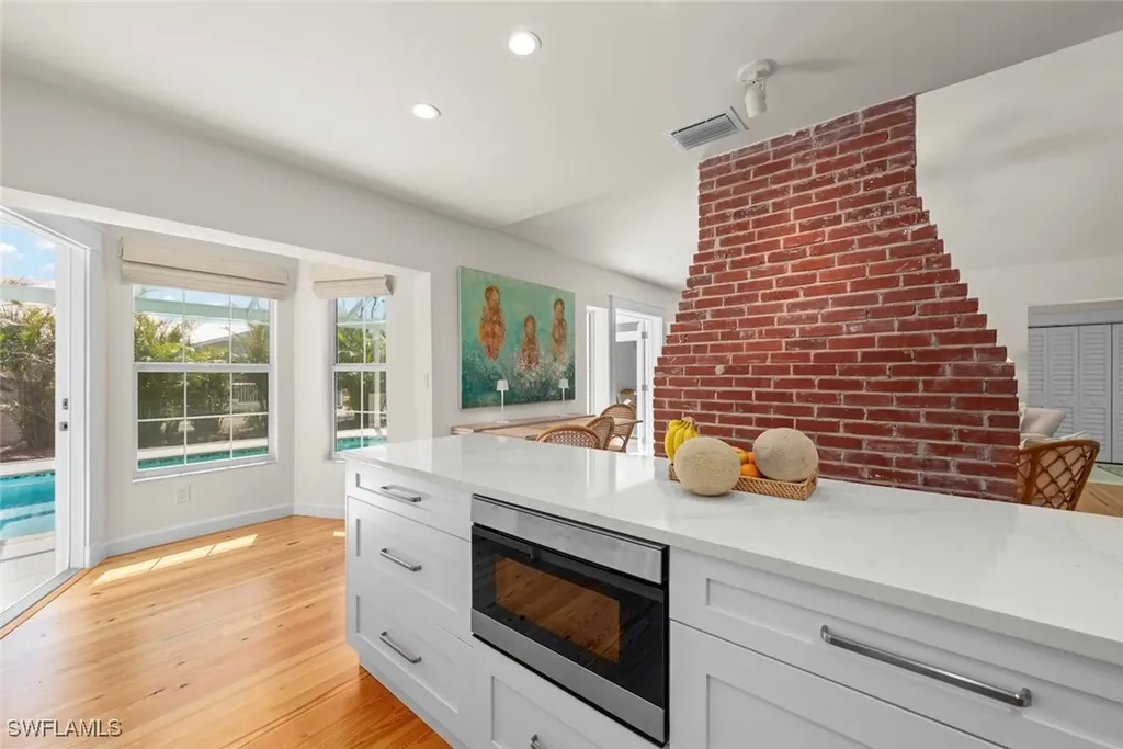 1222 Ferry Road Sanibel FL 33957
