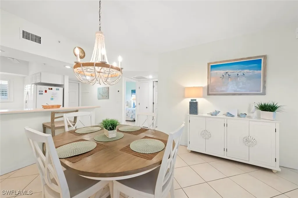 255 Periwinkle Way Sanibel FL 33957