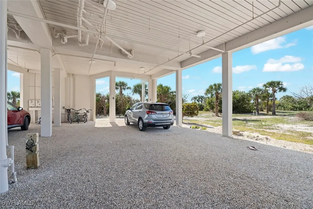 255 Periwinkle Way Sanibel FL 33957