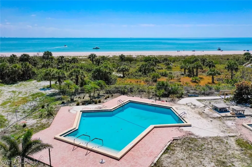 255 Periwinkle Way Sanibel FL 33957