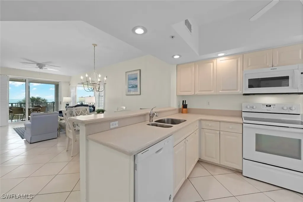 255 Periwinkle Way Sanibel FL 33957