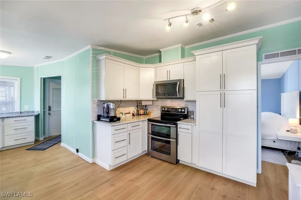 1784 Beverly Drive Naples FL 34114