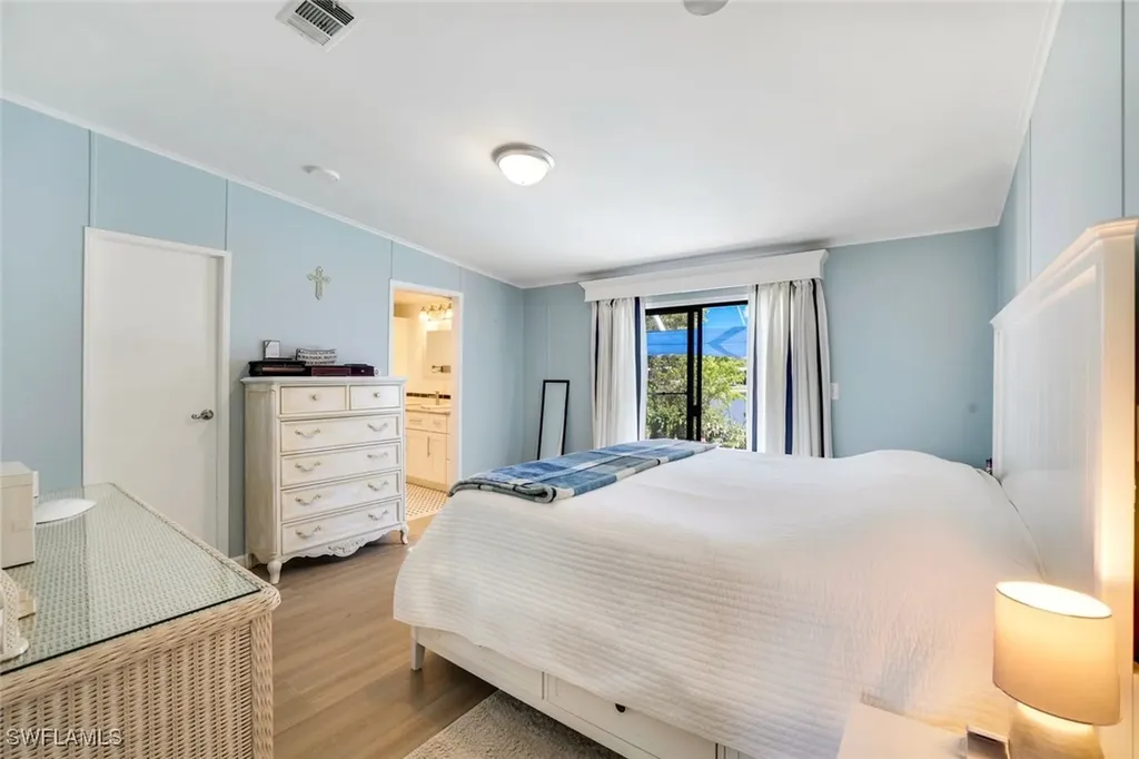 1784 Beverly Drive Naples FL 34114