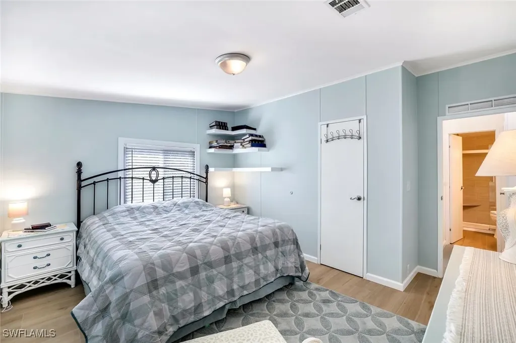 1784 Beverly Drive Naples FL 34114