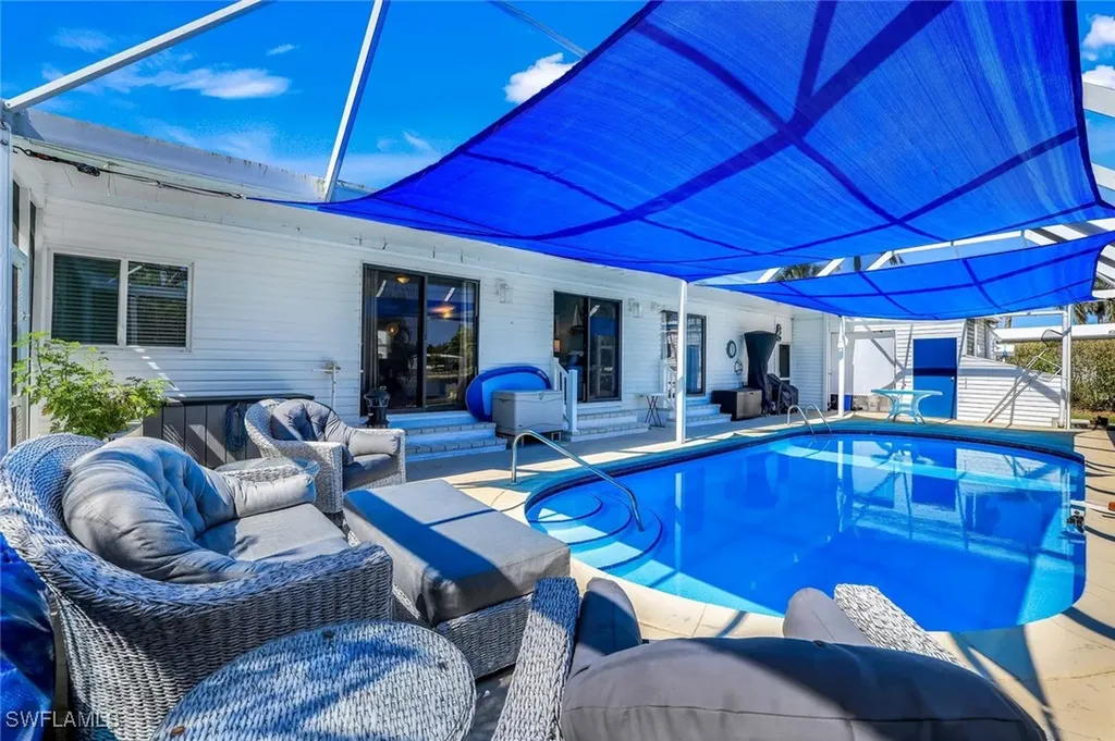1784 Beverly Drive Naples FL 34114