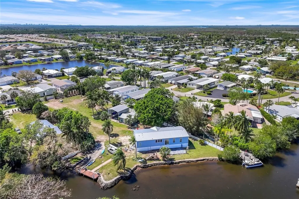 1784 Beverly Drive Naples FL 34114