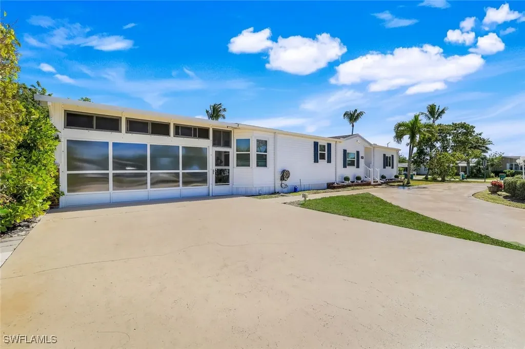 1784 Beverly Drive Naples FL 34114