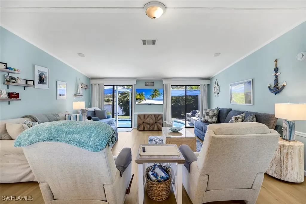 1784 Beverly Drive Naples FL 34114