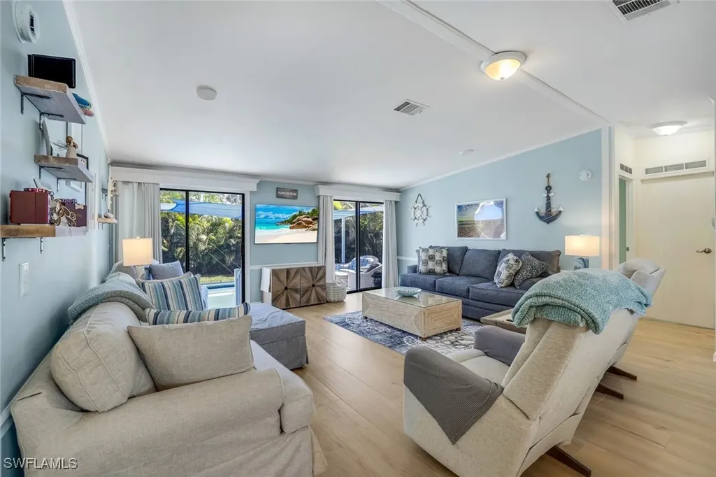 1784 Beverly Drive Naples FL 34114