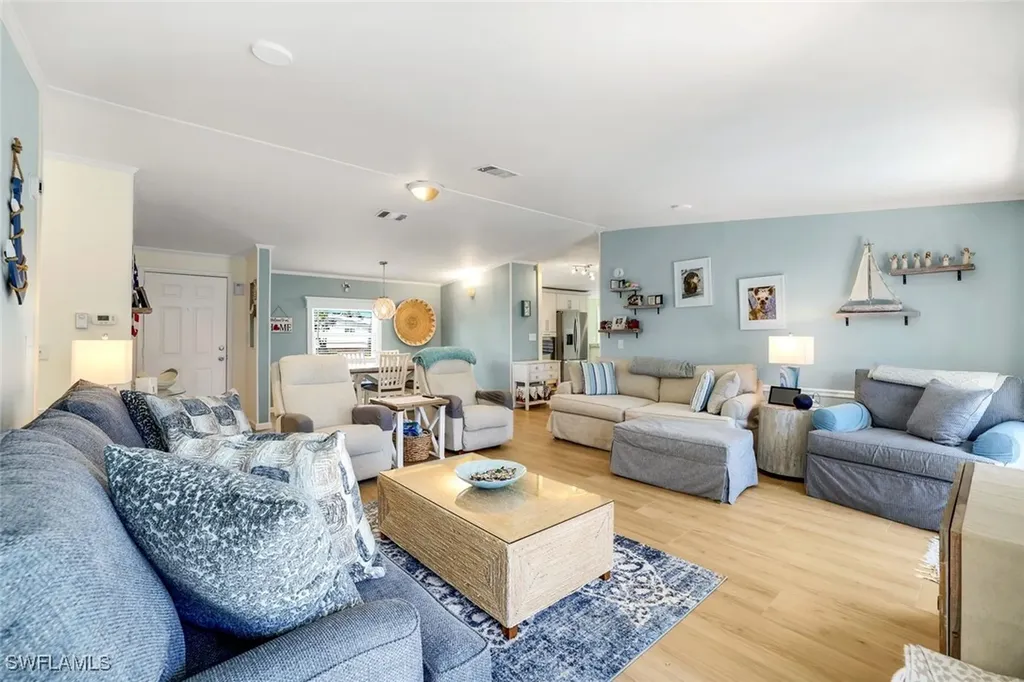 1784 Beverly Drive Naples FL 34114