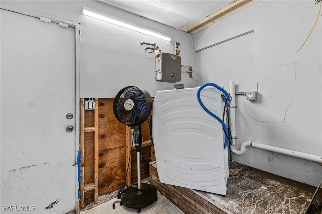 4826 E Riverside Drive Fort Myers FL 33905