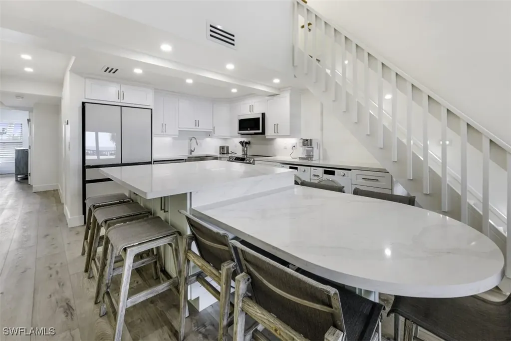 2535 Beach Villas Captiva FL 33924