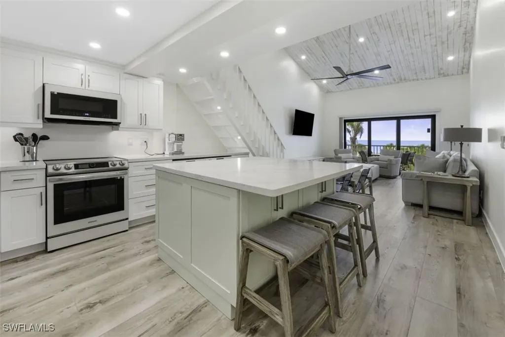 2535 Beach Villas Captiva FL 33924
