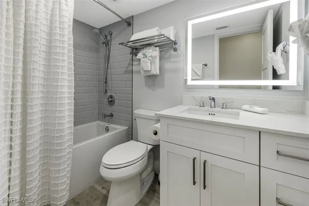 2535 Beach Villas Captiva FL 33924