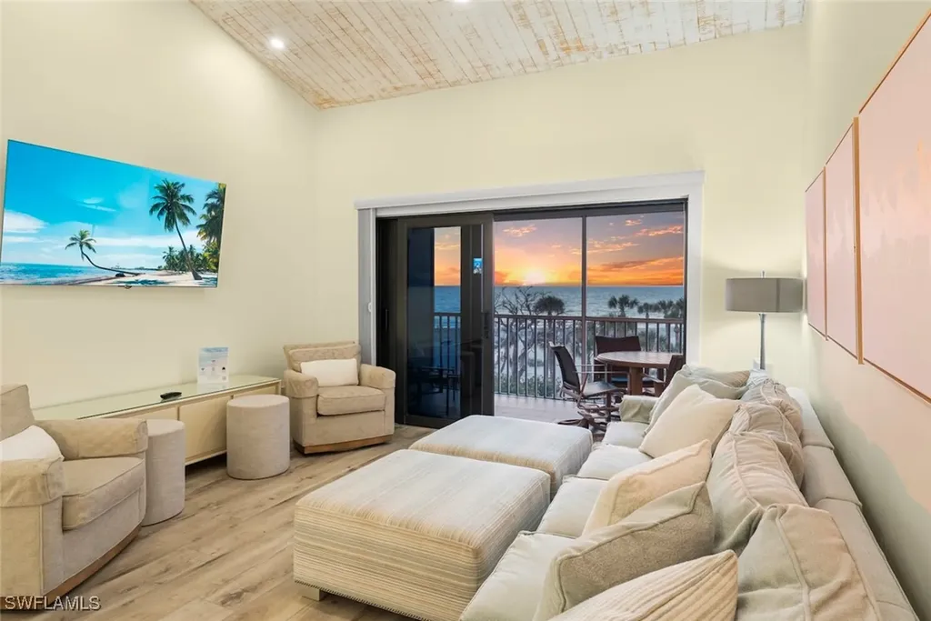 2535 Beach Villas Captiva FL 33924