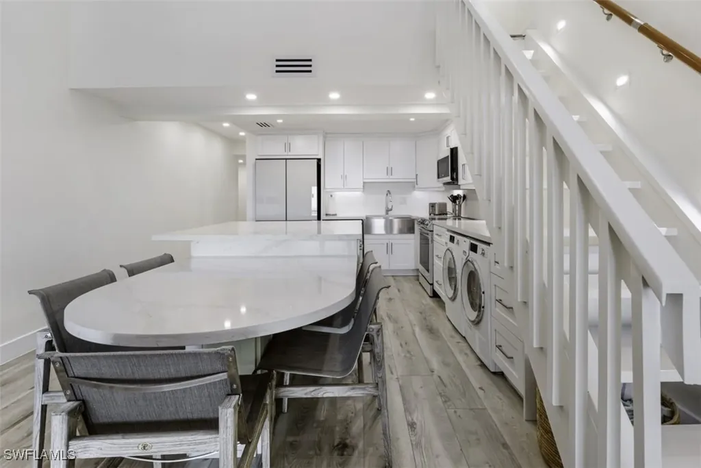 2535 Beach Villas Captiva FL 33924