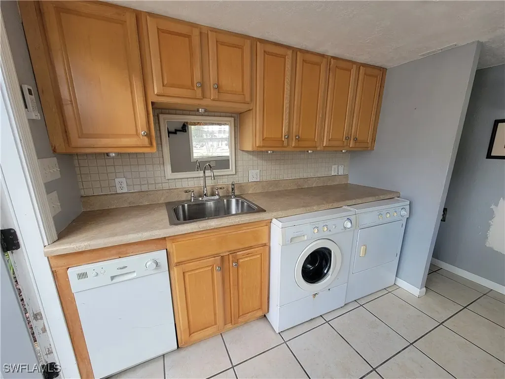 10241 Surfwood Court Fort Myers FL 33905