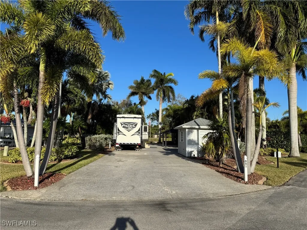 10241 Surfwood Court Fort Myers FL 33905