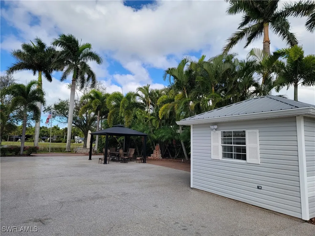 10241 Surfwood Court Fort Myers FL 33905