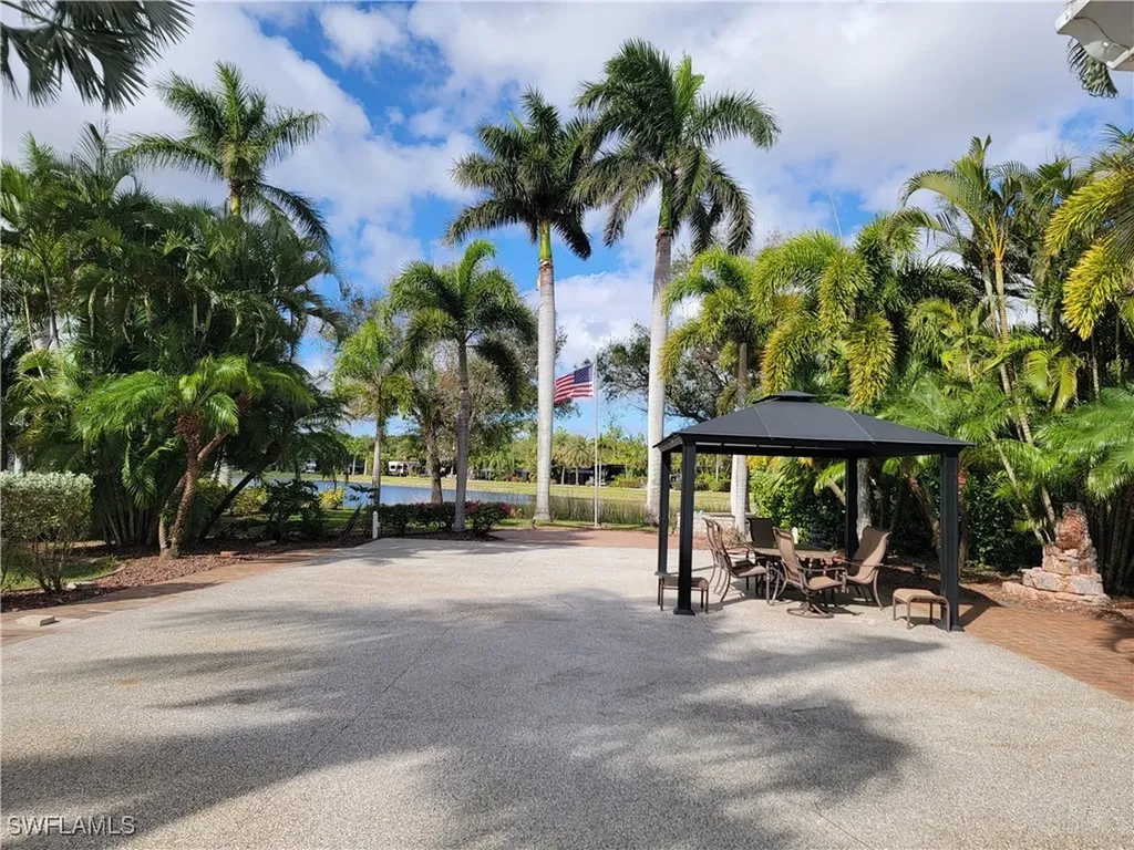 10241 Surfwood Court Fort Myers FL 33905