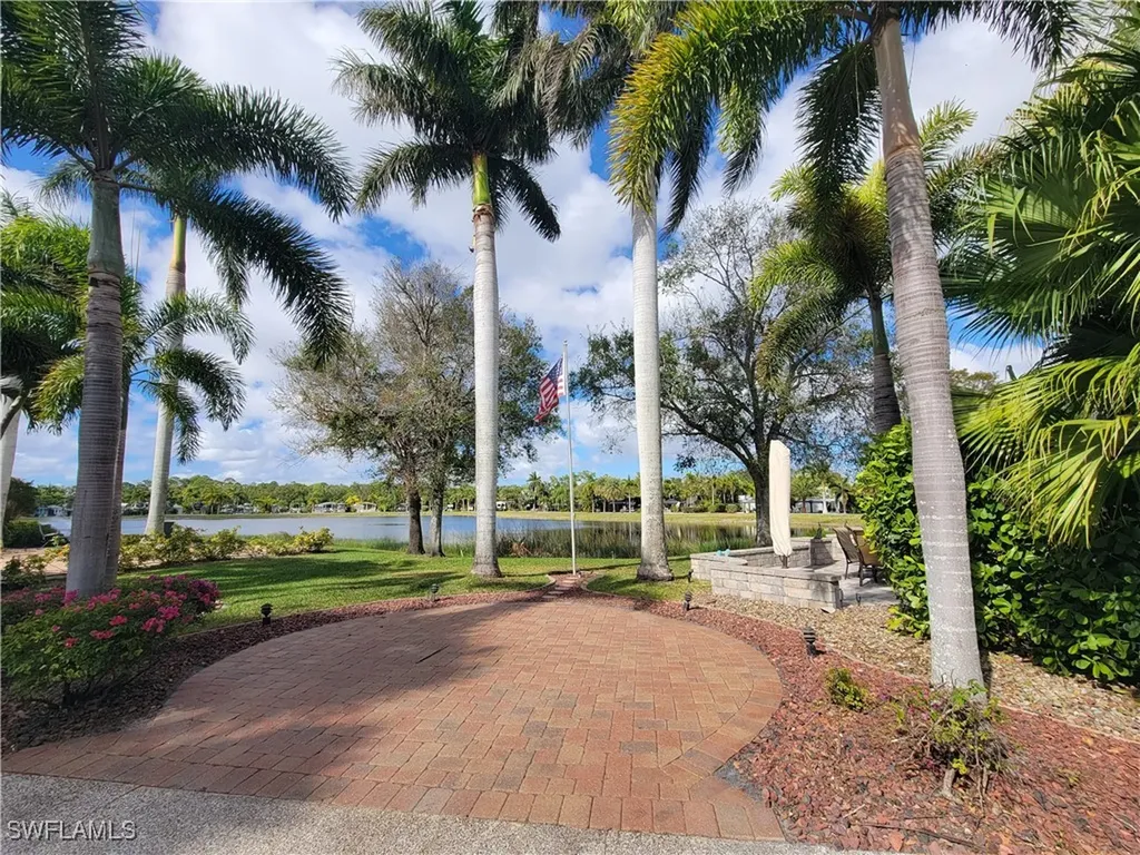 10241 Surfwood Court Fort Myers FL 33905