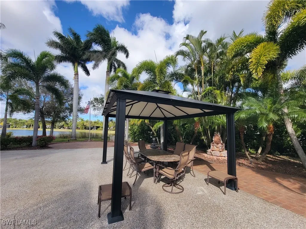 10241 Surfwood Court Fort Myers FL 33905