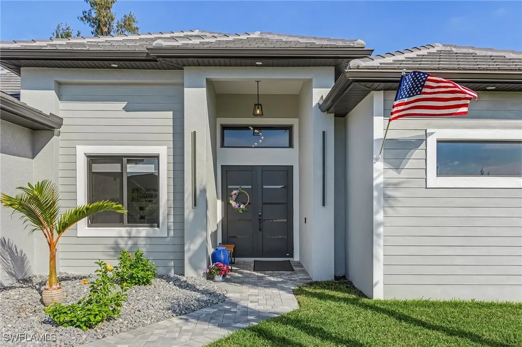 417 SW 19th Avenue Cape Coral FL 33991